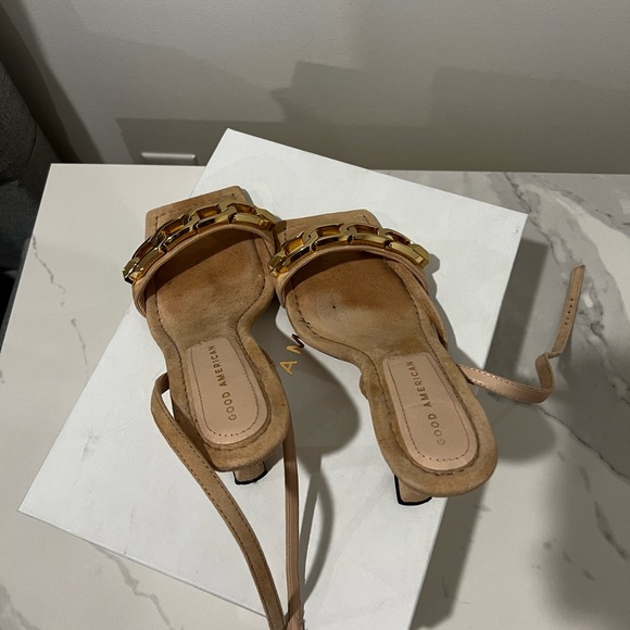 GOOD AMERICAN Women's Single Strap Ankle Chain  Sandal PALE PINK SUEDE - Picture 10 of 12